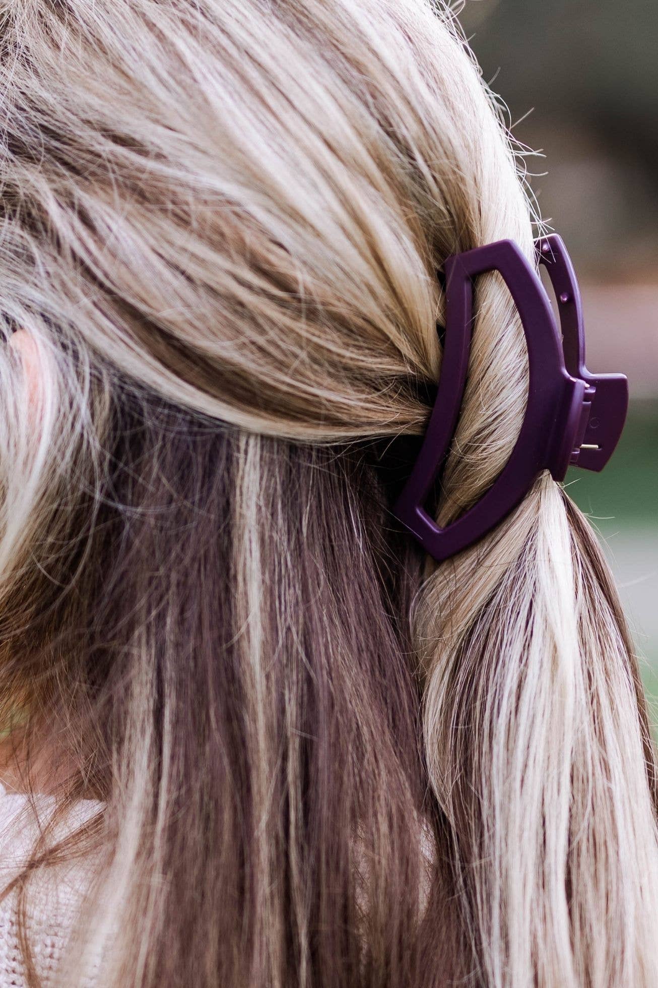 Open Hair Clip | Med. | Burgundy Bliss