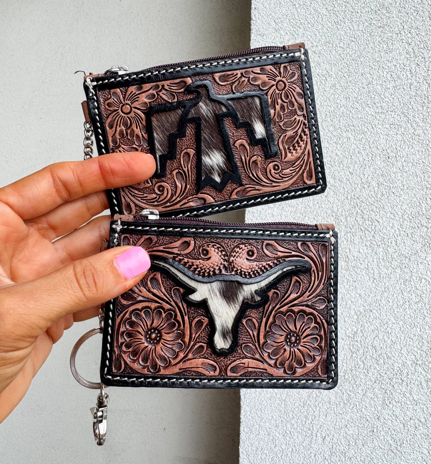 Longhorn Freebird Western Cowhide Leather Keychain Wallet: LONGHORN OR THUNDERBIRD