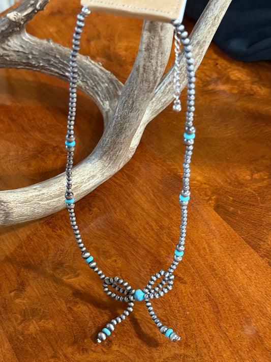 Bow Necklace