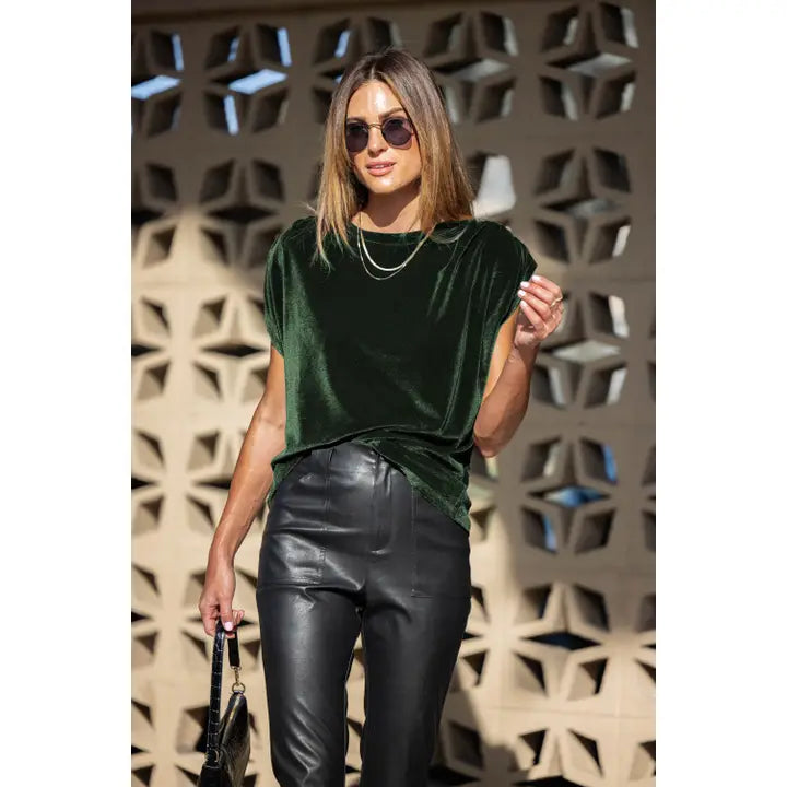 Velvet Ruched Shoulder Tee: Velvet Emerald Amaryllis Apparel