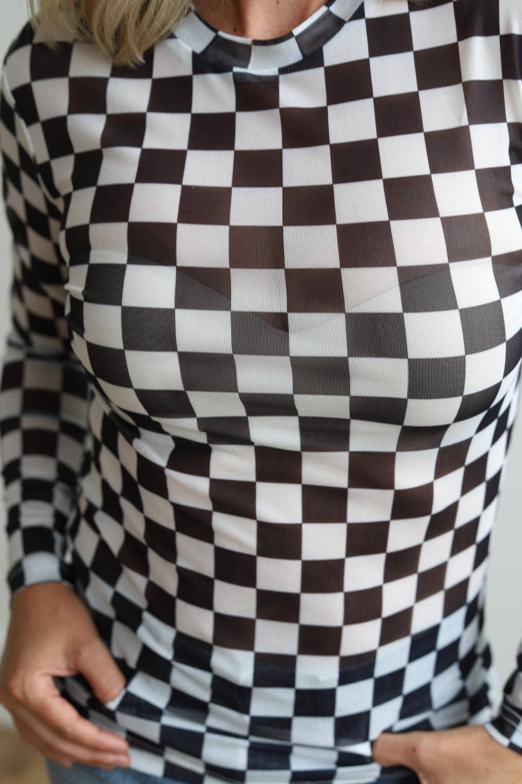 TH1221 BLACK CHECK MESH TOP (7 Piece)