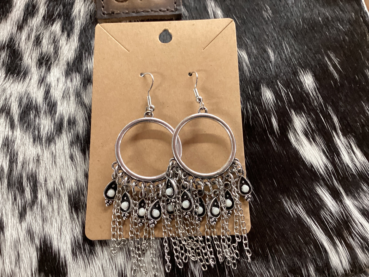 Silver round earrings with chain