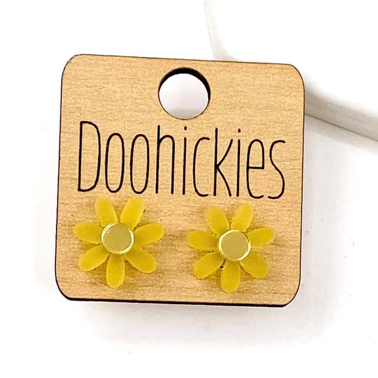 Frosted Daisy Studs - Spring Earrings: Pink Doohickie