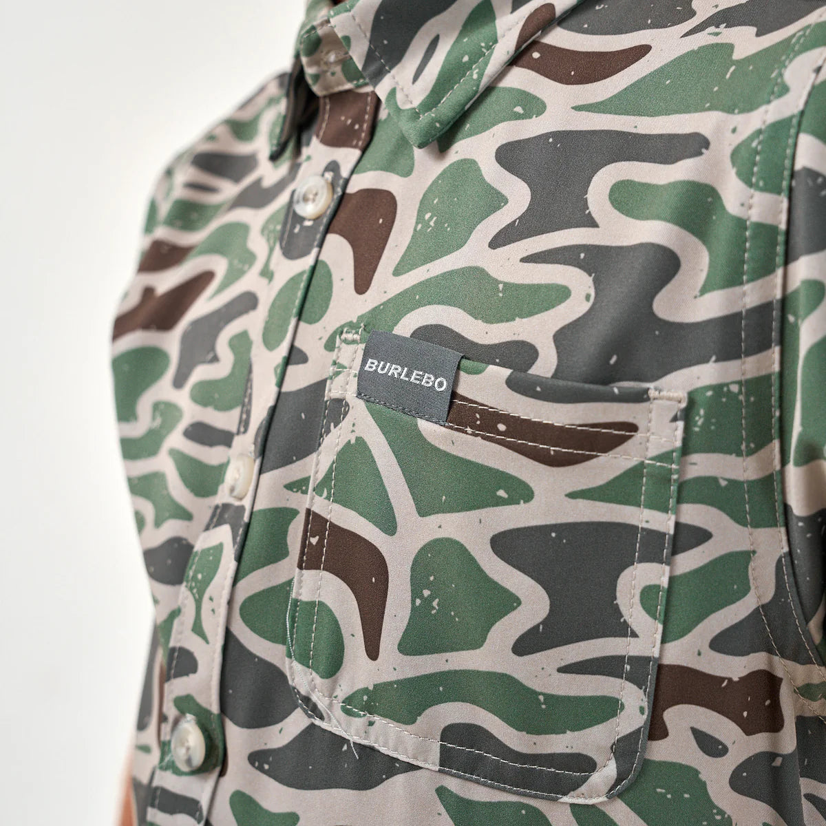 Youth Retro Duck Camo Performance Button Up
Burlebo Shirt FI