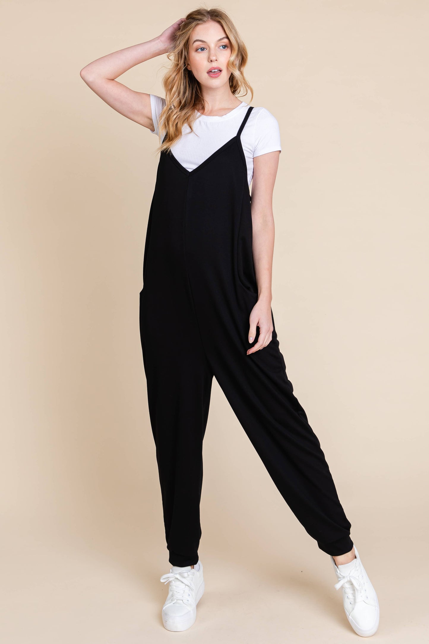 PA1076 WOMEN'S SLEEVELESS JUMPSUIT Bombom