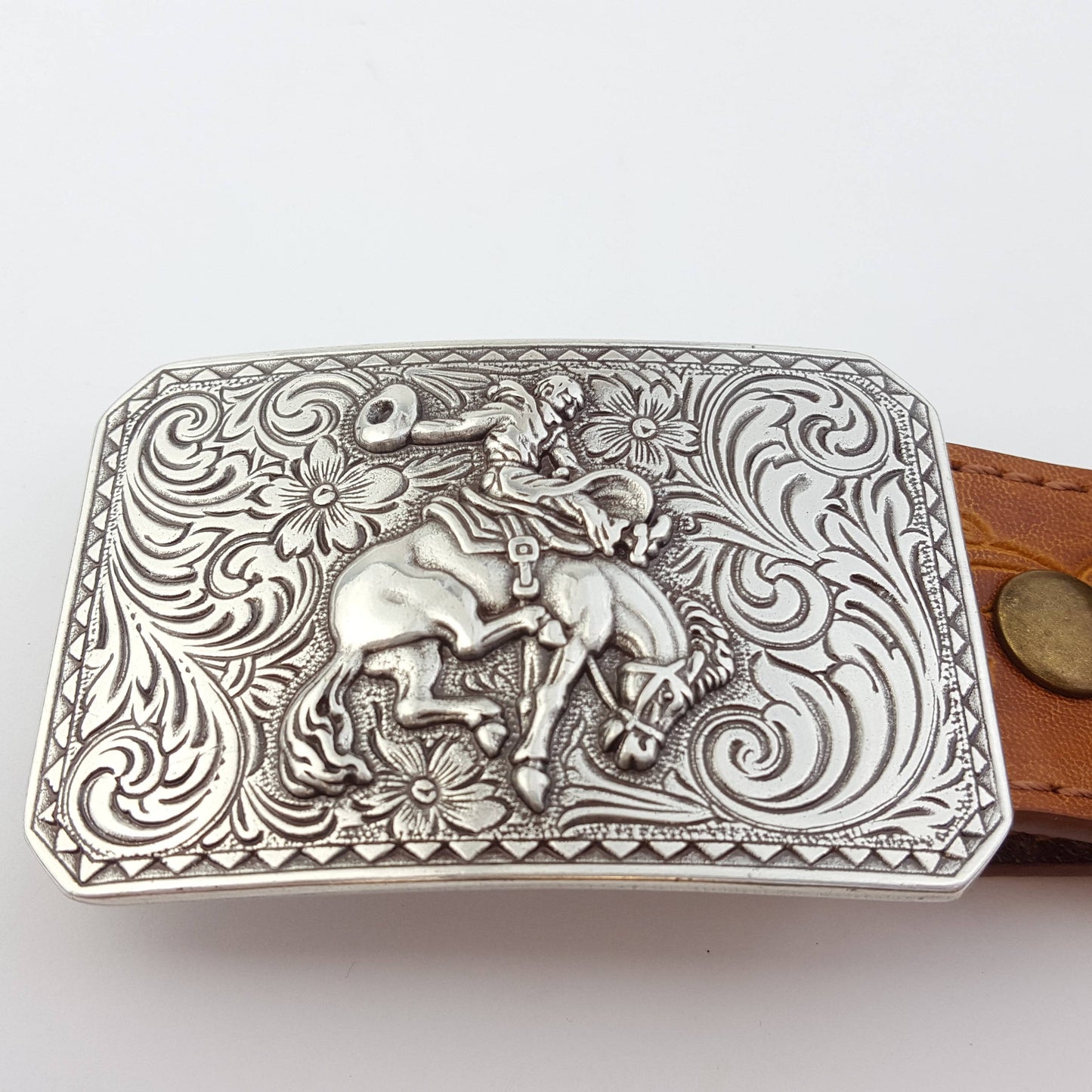 Silver Rodeo Buckle with Vintage floral tooled belt: Tan Axesoria