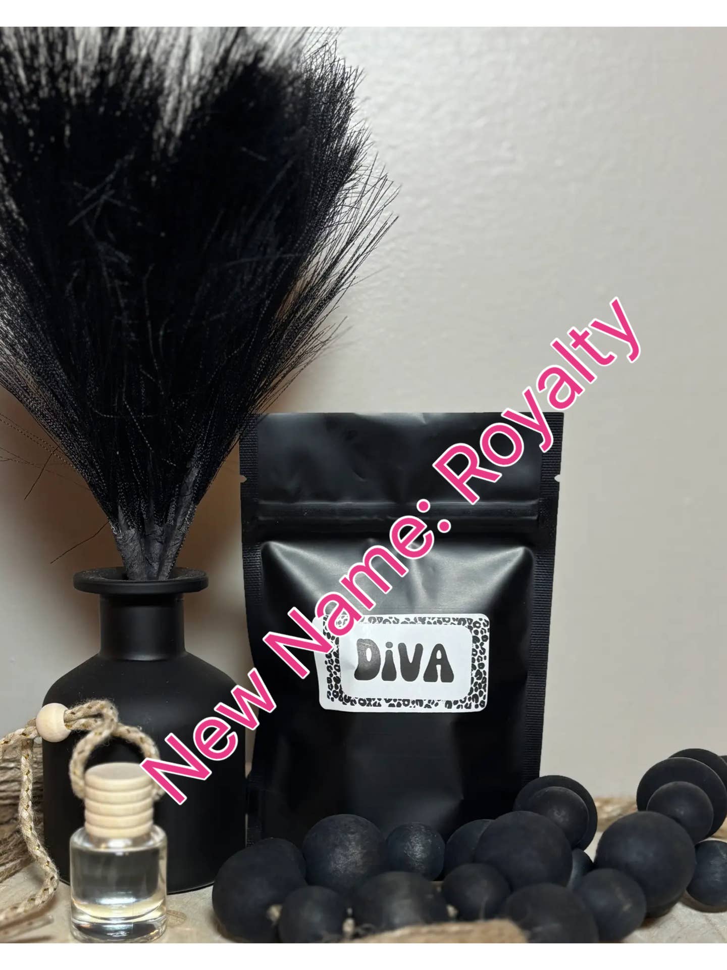 Royalty Car Diffuser Pink Aug