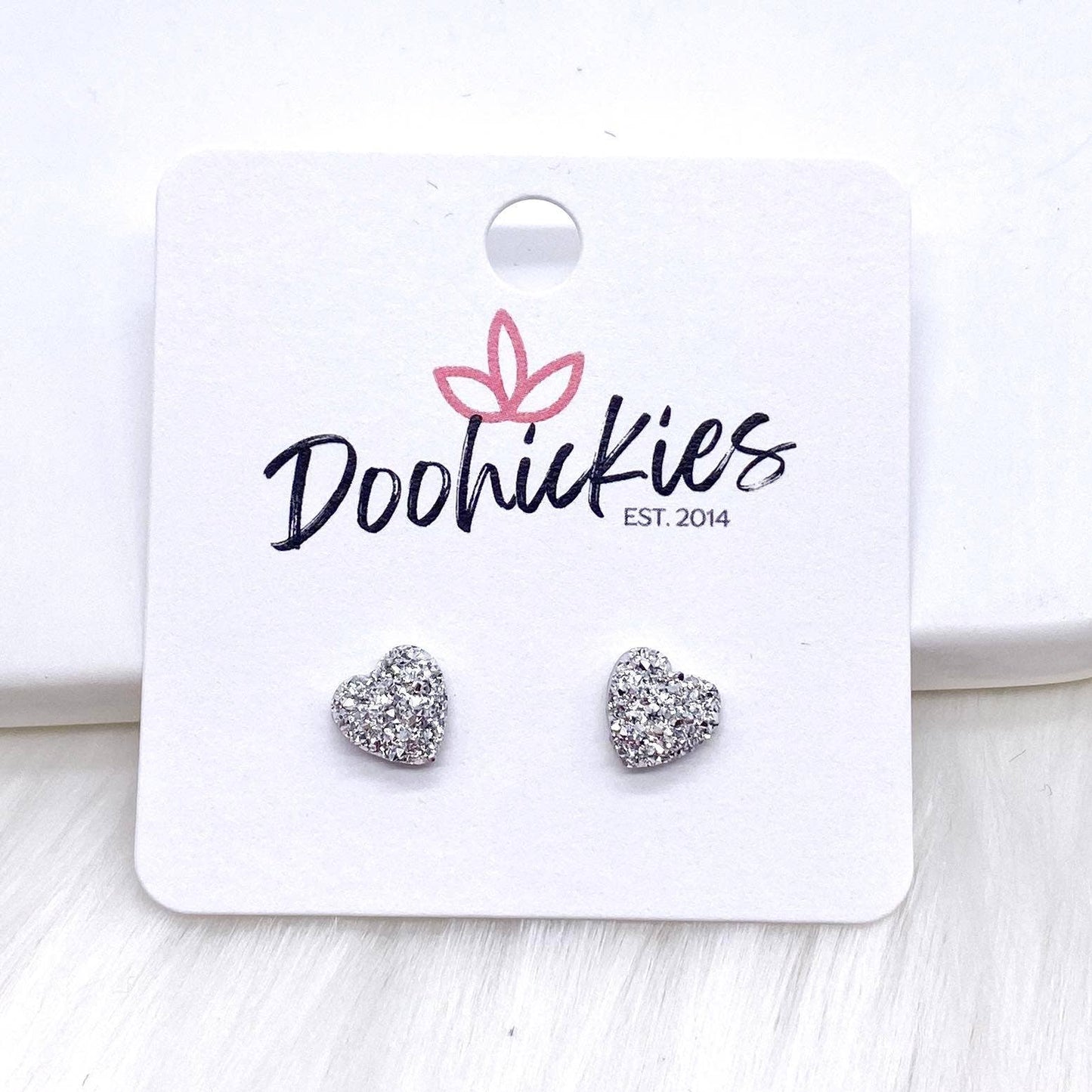 Valentine Sparkle Hearts -Earrings 8mm Light Pink Doohickie