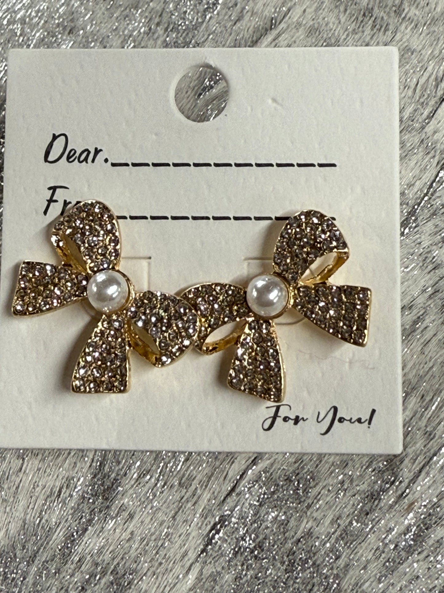 Pearl and Gold Bow Earrings