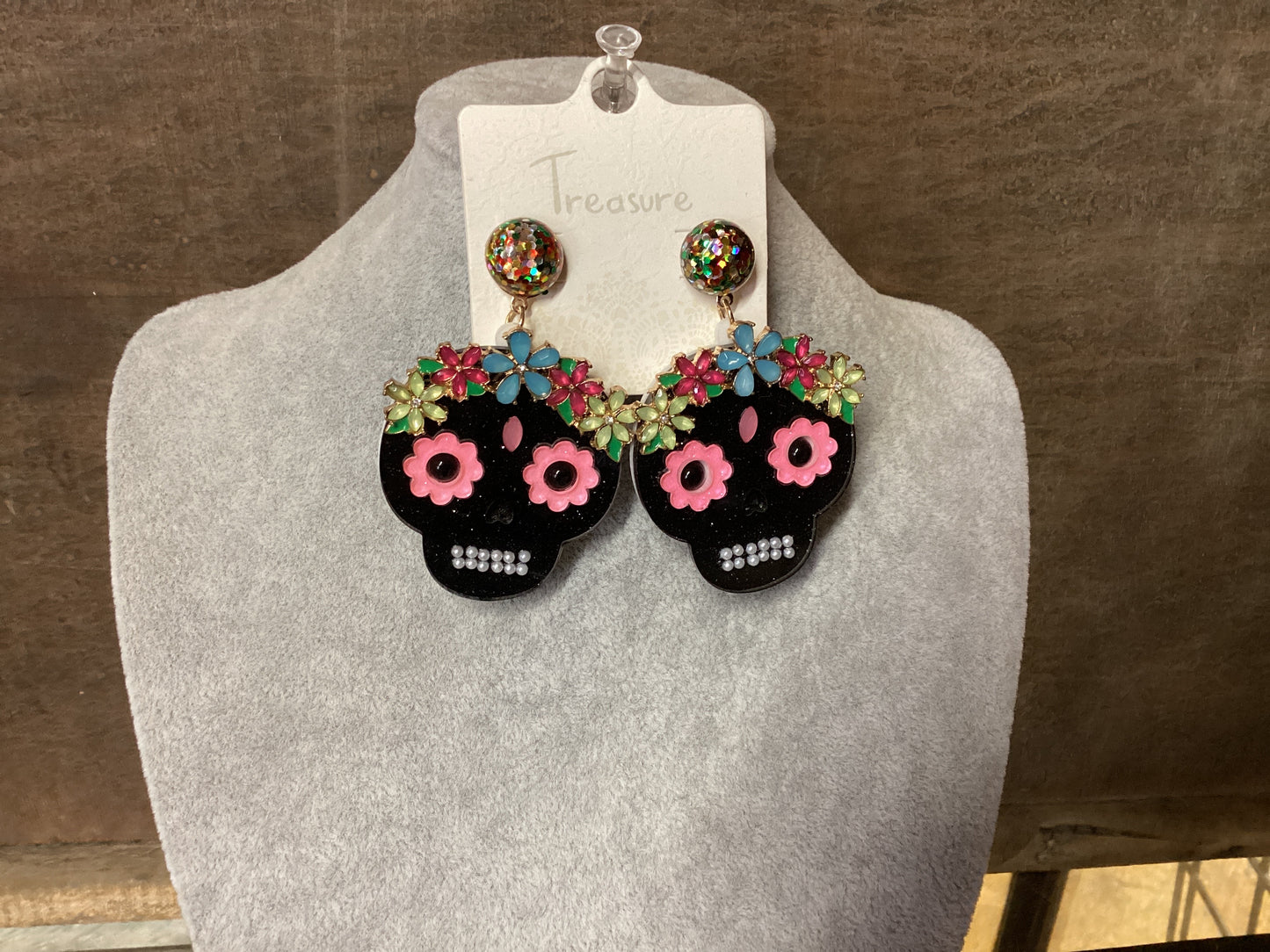 Sugar skull with flower crown earrings