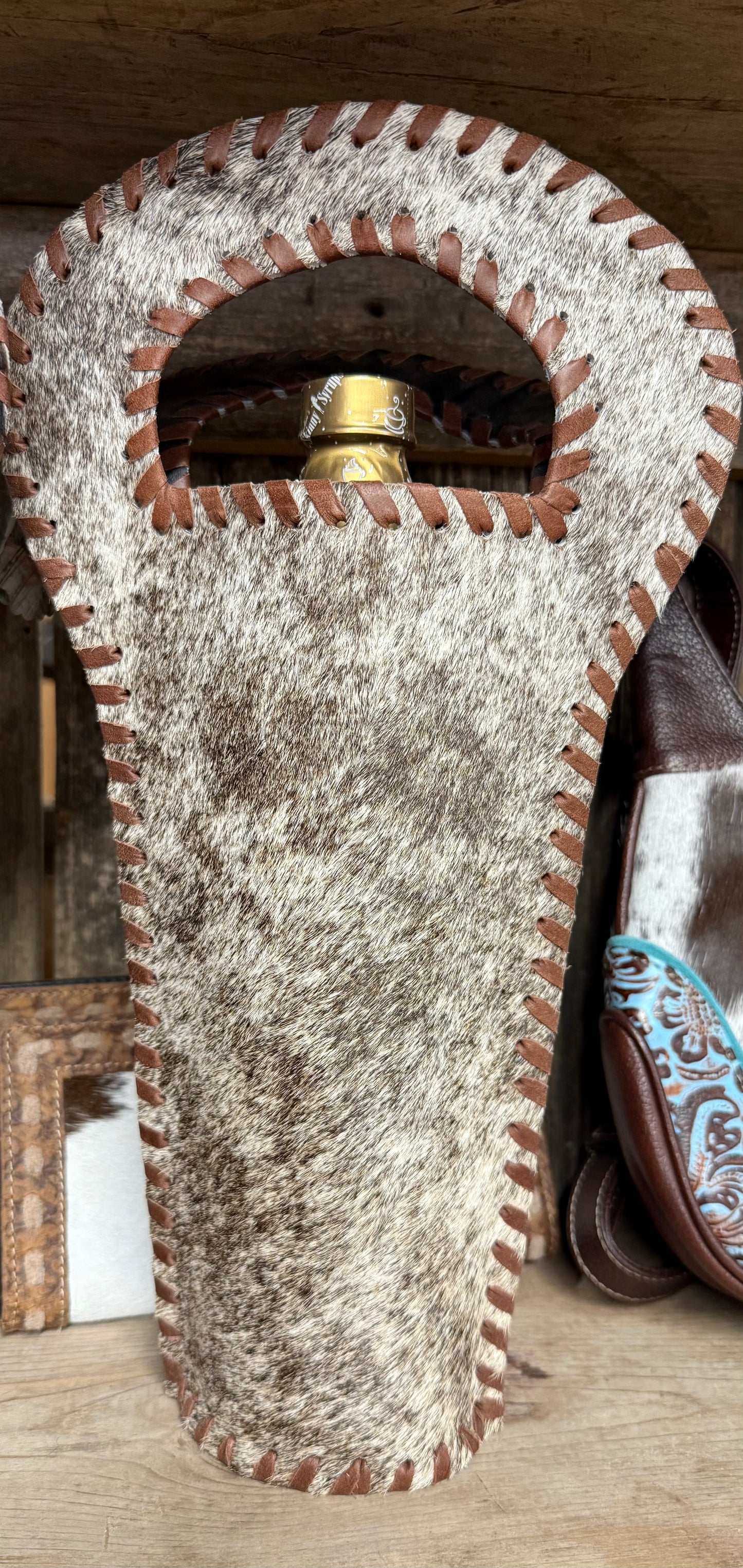 Single Cowhide Wine Bag