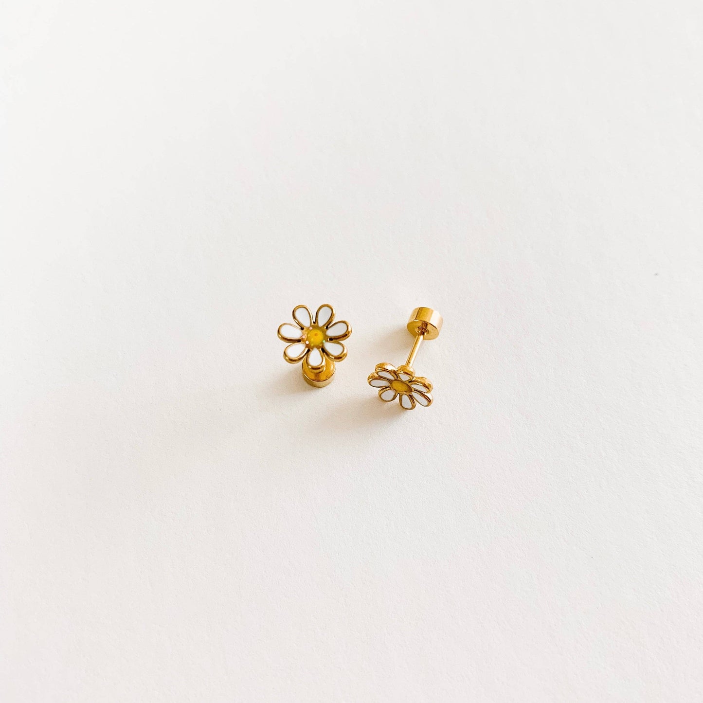 White Daisy Stud Earrings Pip Pop