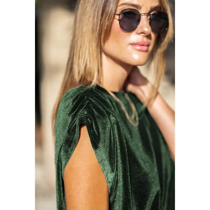 Velvet Ruched Shoulder Tee: Velvet Emerald Amaryllis Apparel