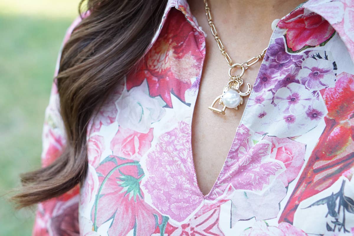 Rosalind Equestrian Charm Necklace in Shiny Gold Canvas