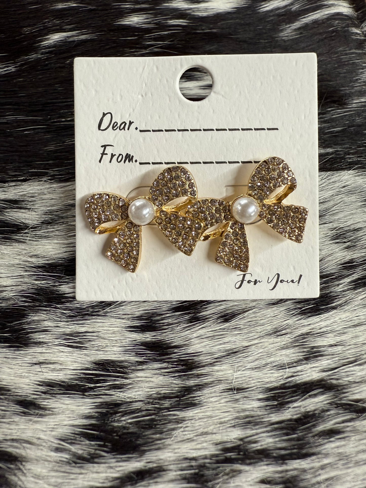 Pearl and Gold Bow Earrings