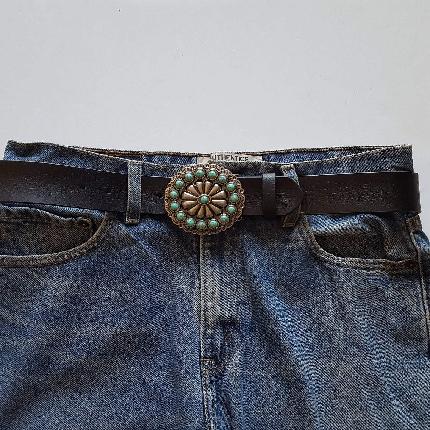Genuine leather belt w. Western Turquoise Buckle: Brown Axesoria