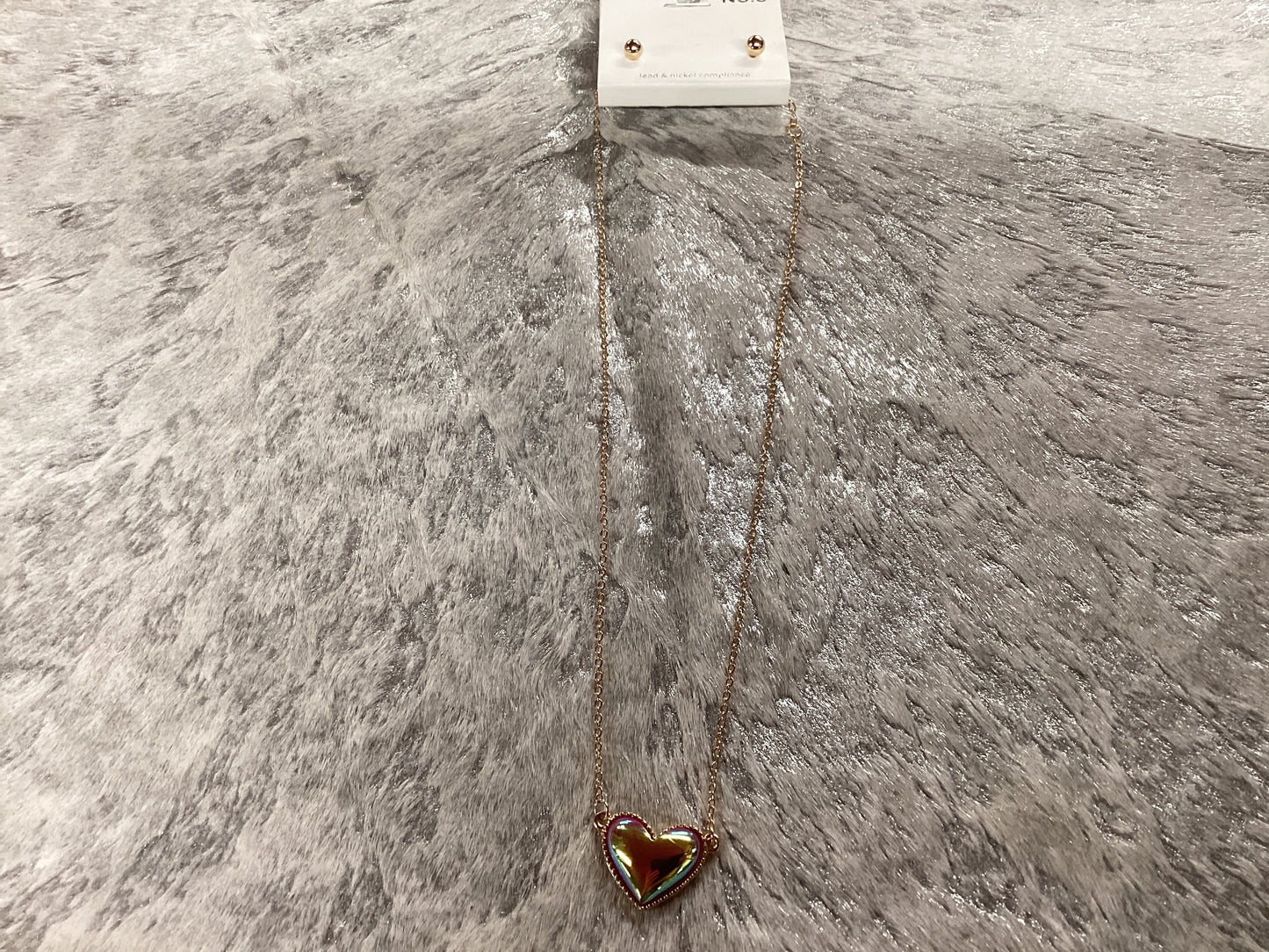 Red heart stone on rose gold chain w/earrings