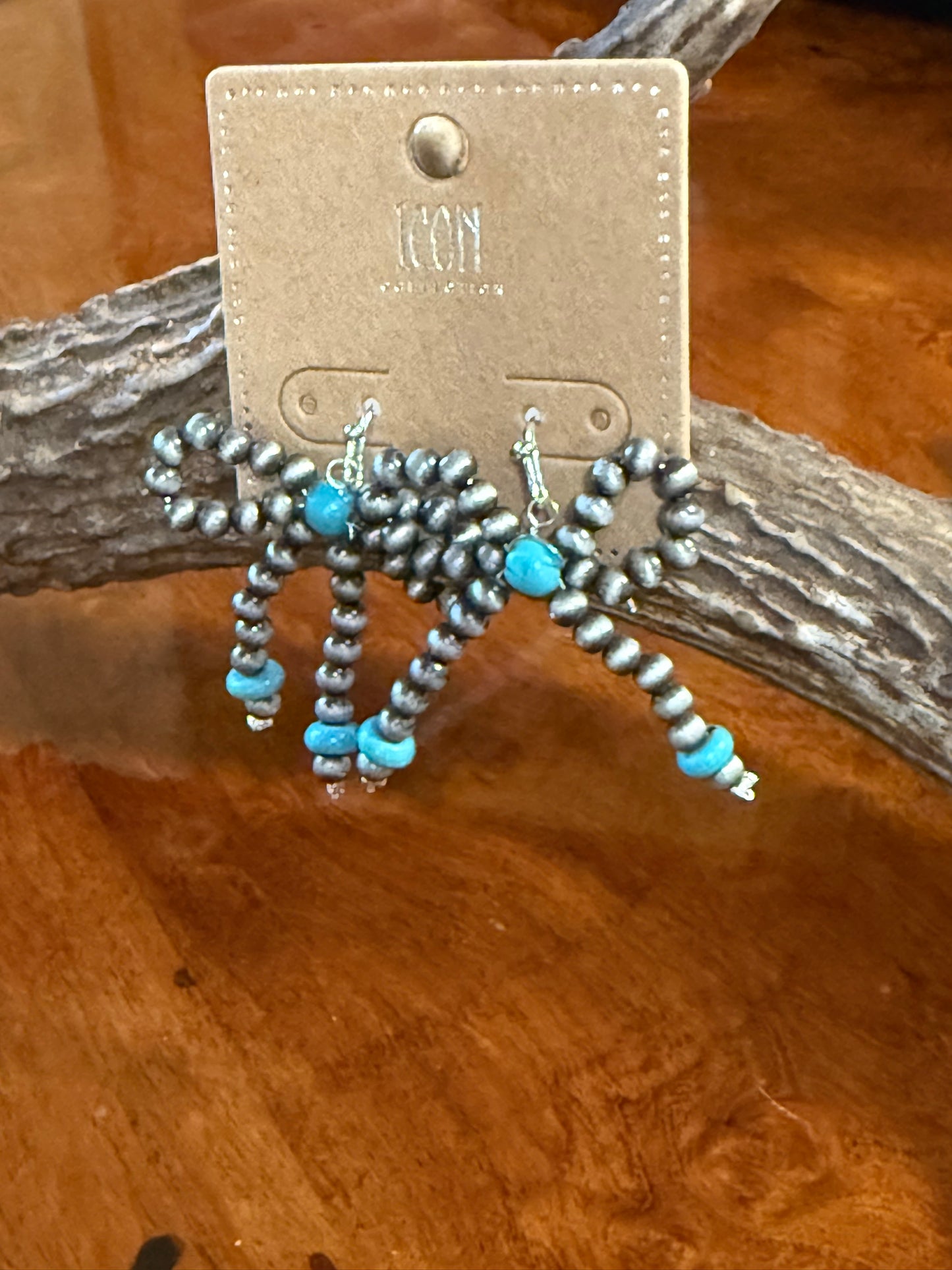 Bow Earrings Navajo Pearl Icon AE925-SBTQ