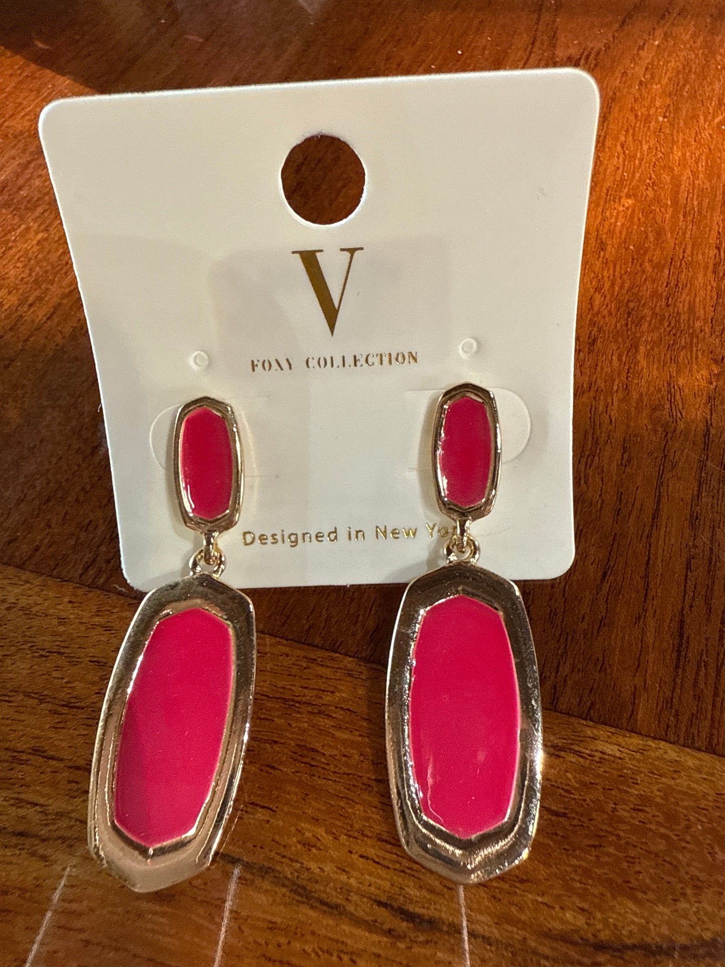 Elegant Gold and acrylic colored earrings