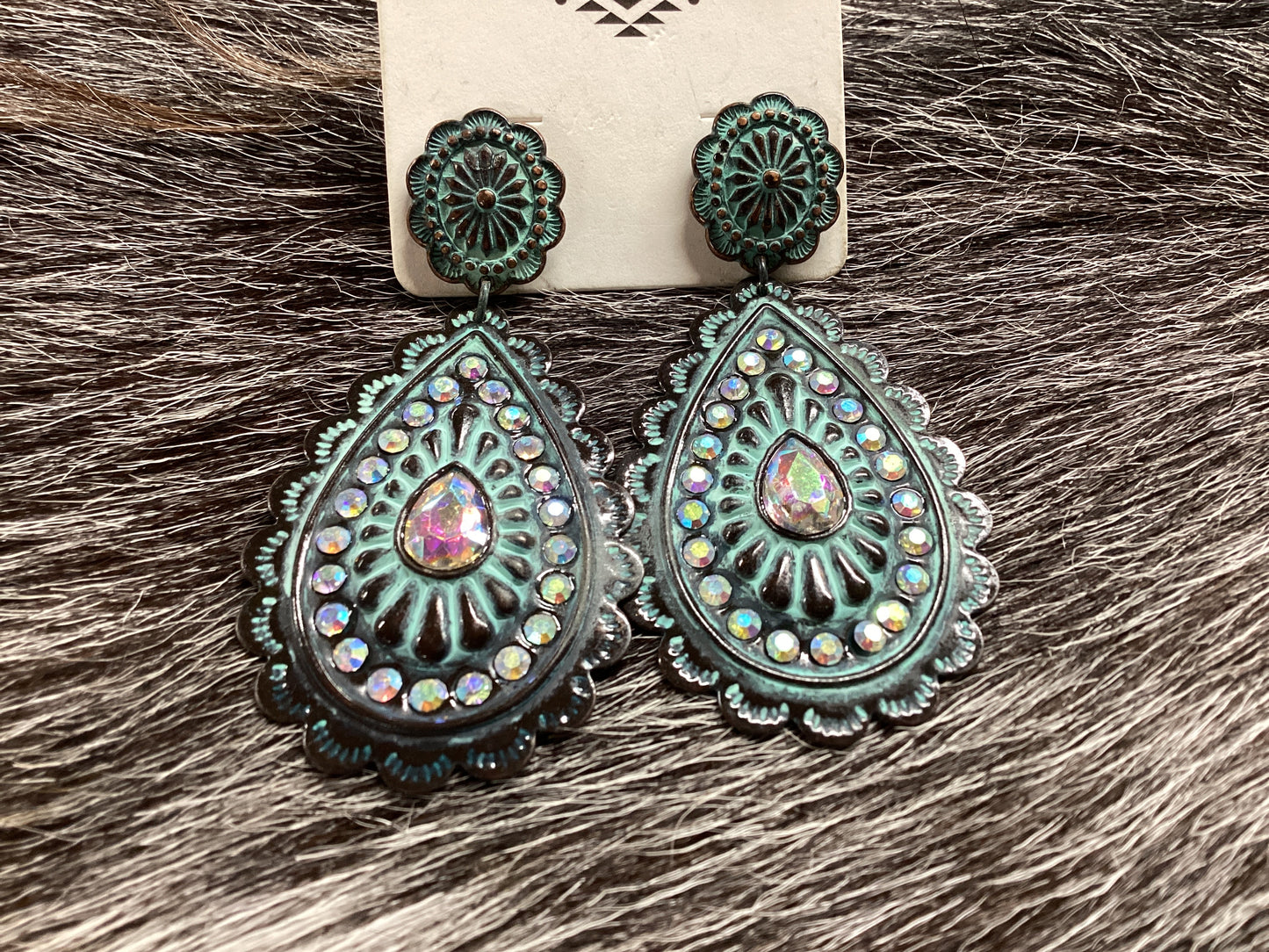 Antique teardrop earrings w/pink rhinstones