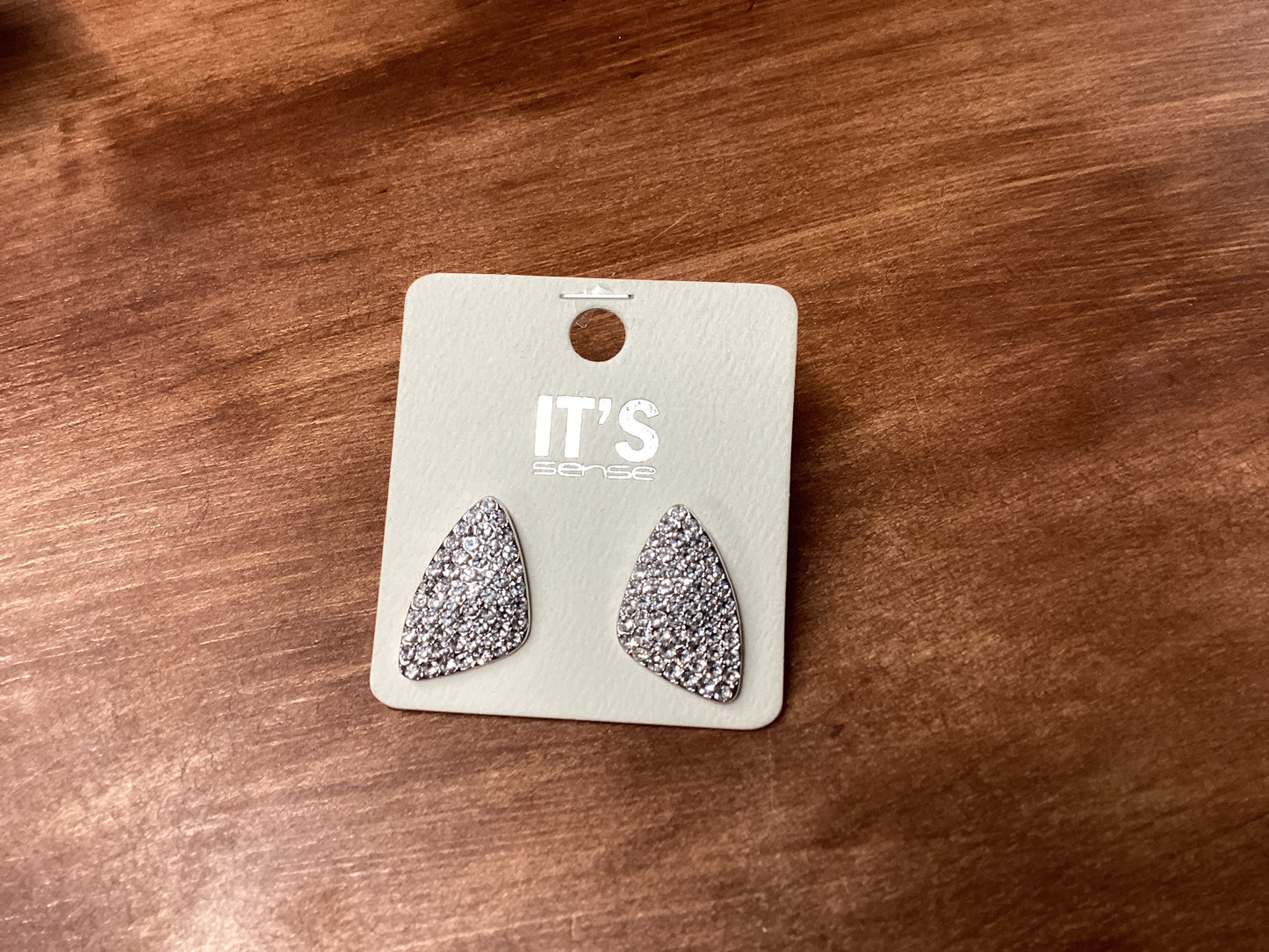 IT’S Sense clear rhinestone earrings