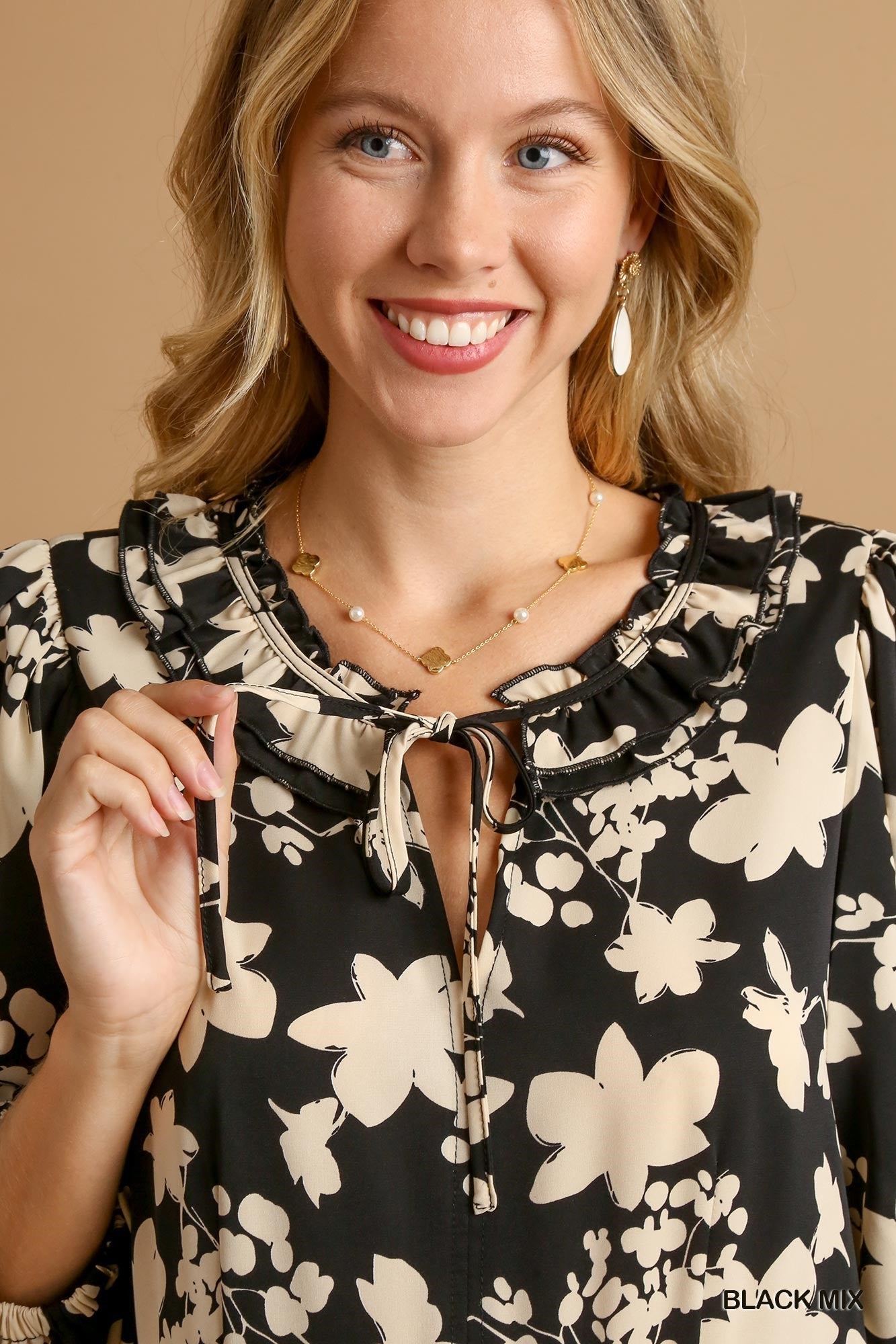 Nikki Black Floral Dress umgee