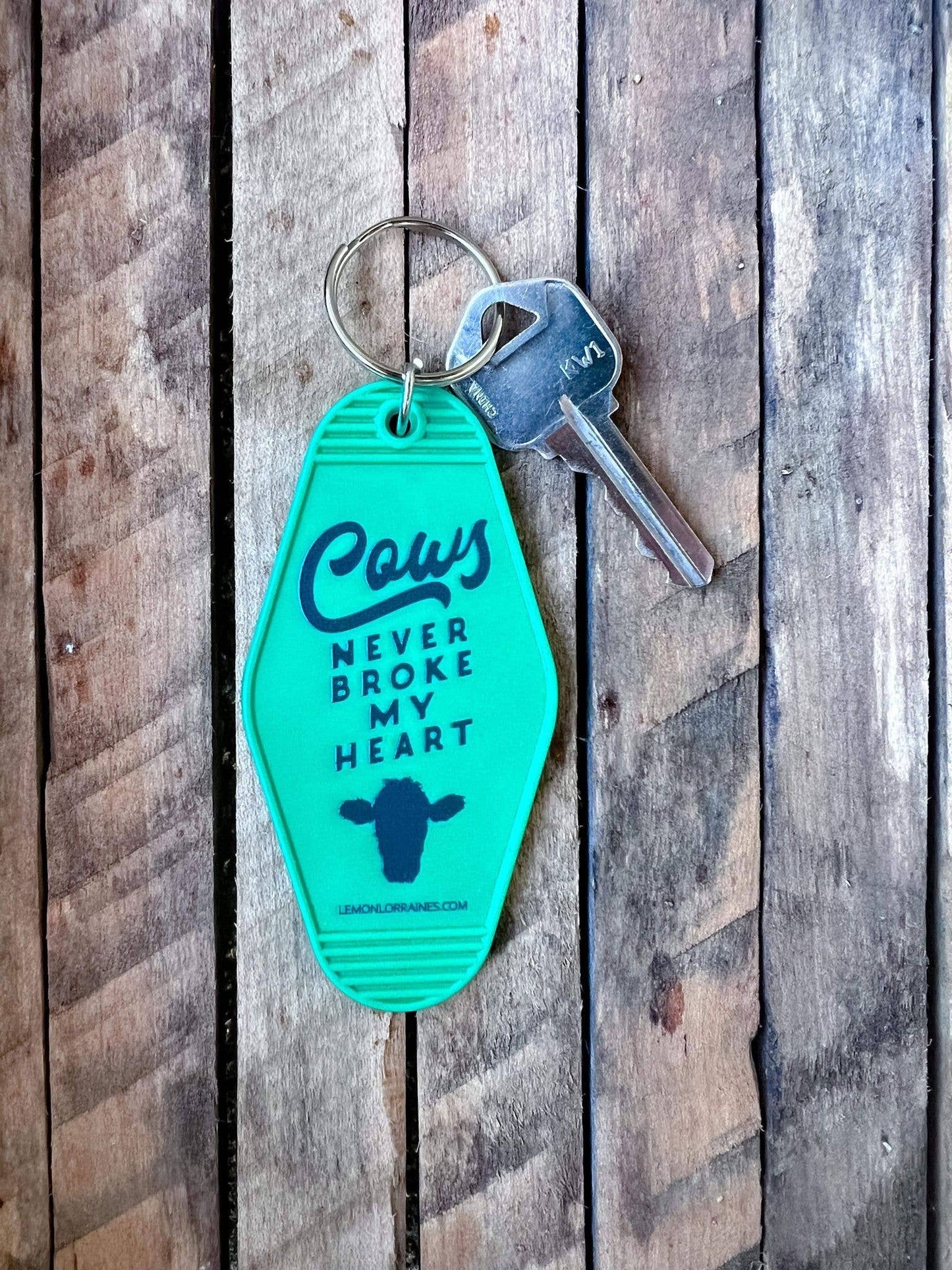 COWS NEVER BROKE MY HEART - Keychain