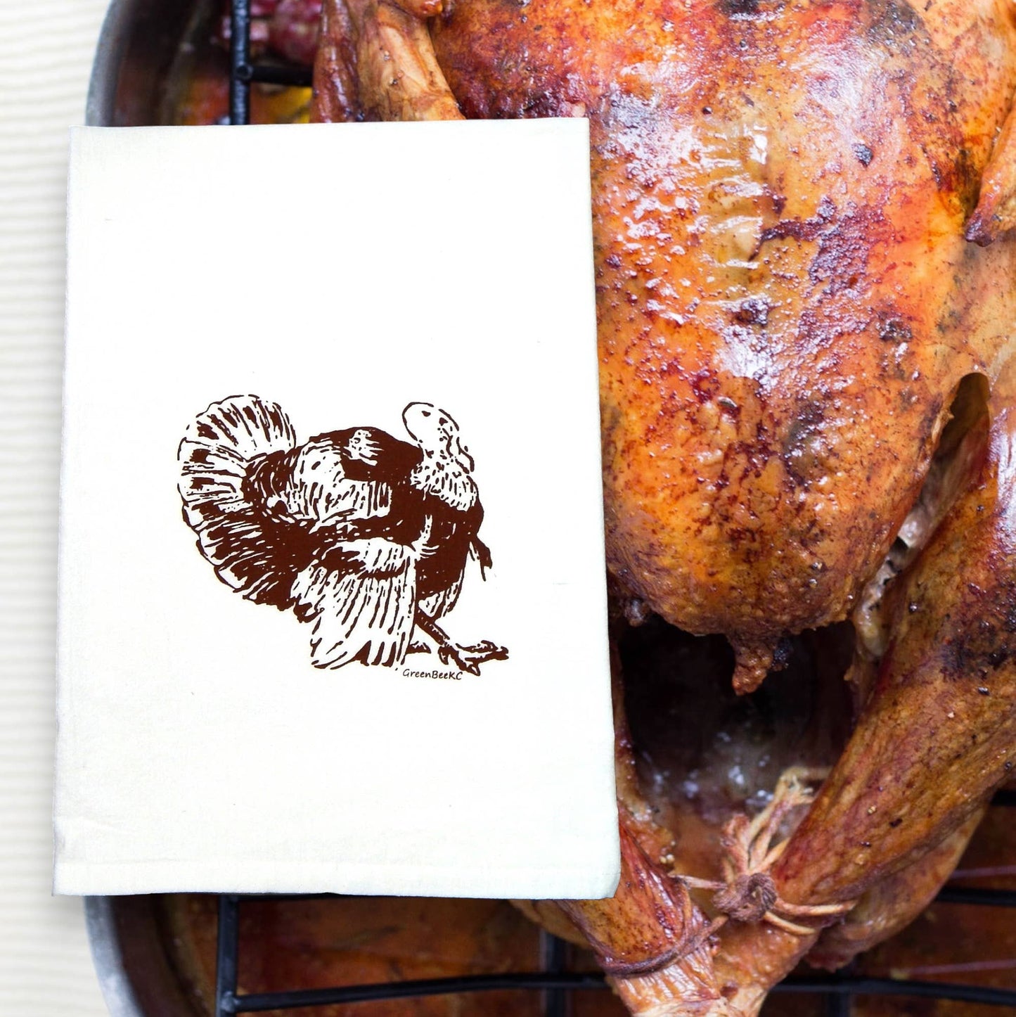 Thanksgiving Dish Towel | Tea Towels | Fall Kitchen Towels: Black Green Bee