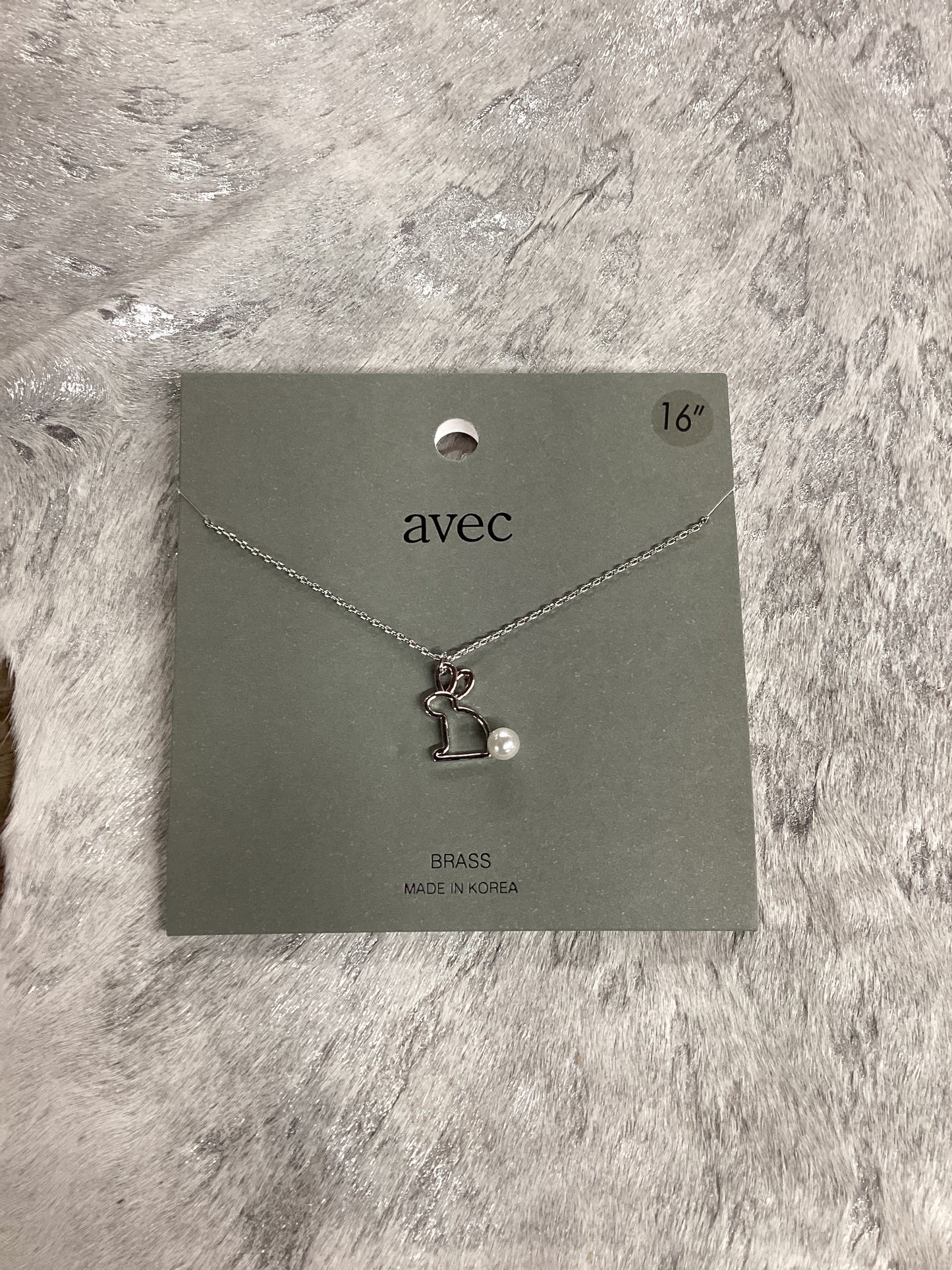Avec brass bunny necklace