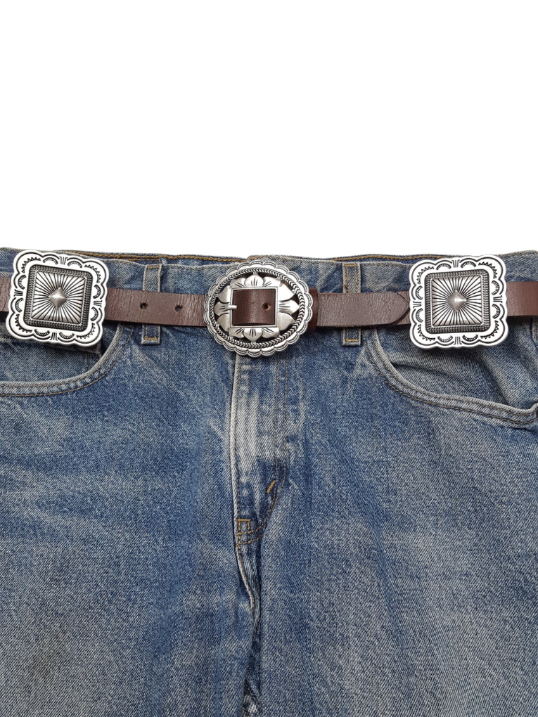 Genuine Leather w. silver-tone Concho Belt : Black / Axesoria