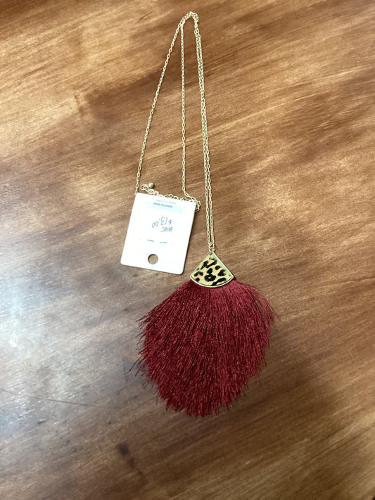 Maroon color tassel necklace