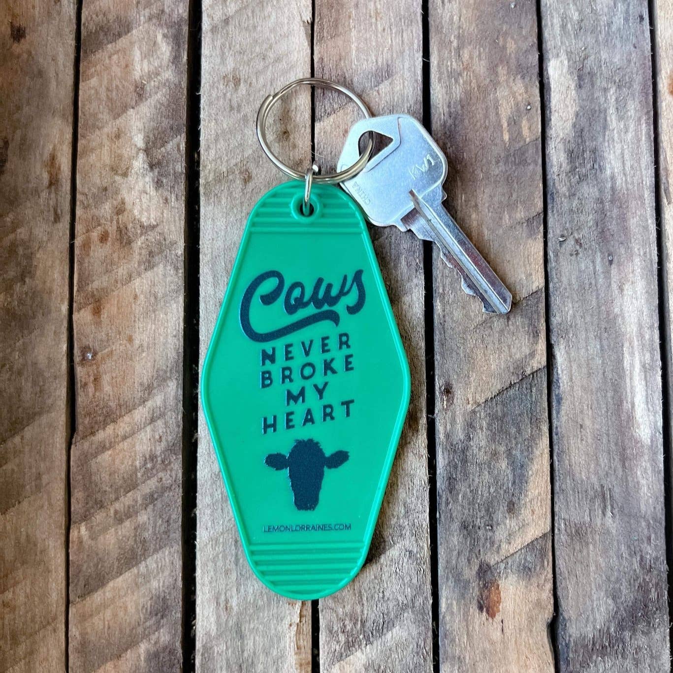 COWS NEVER BROKE MY HEART - Keychain