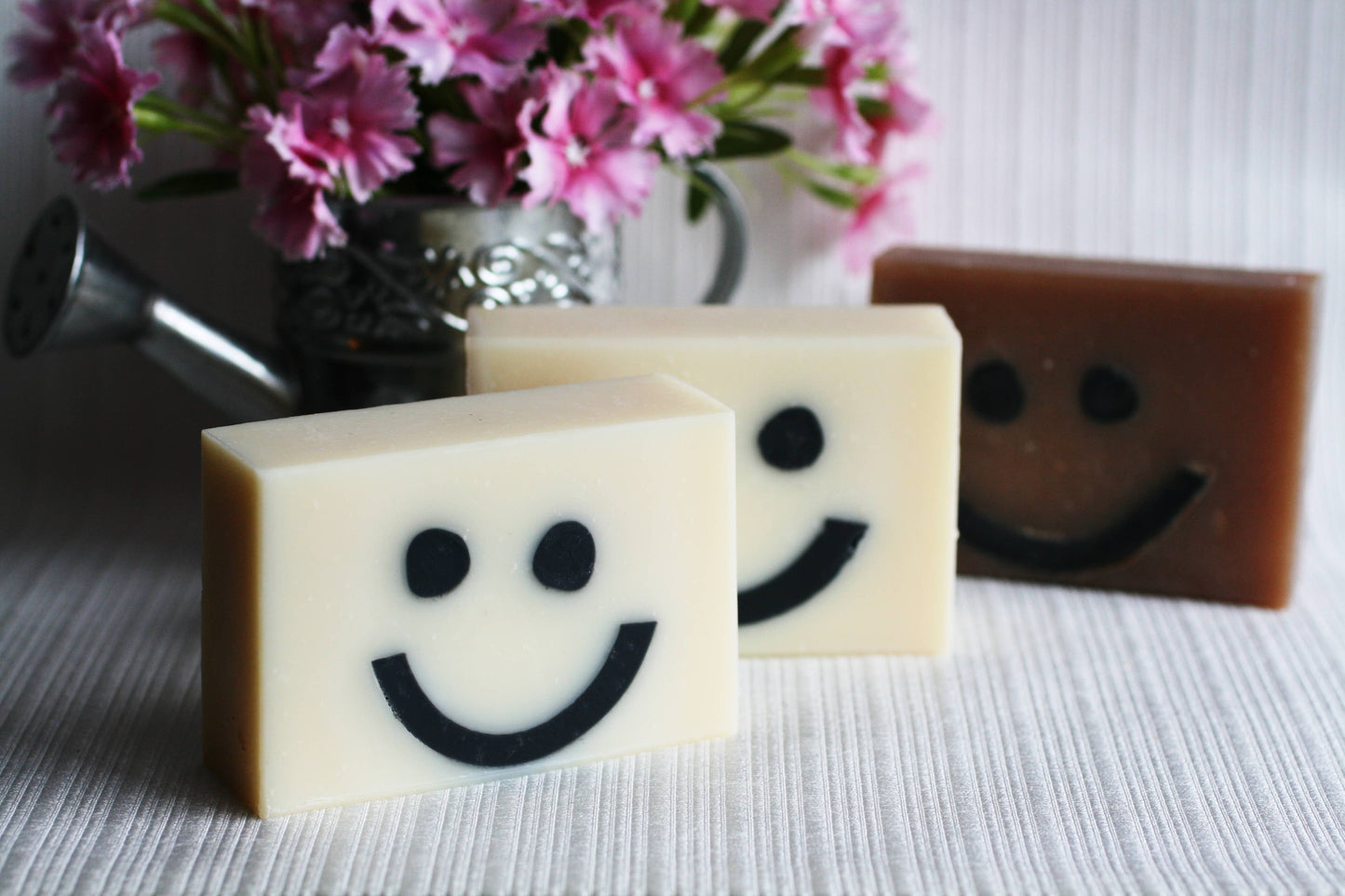 Organic Always Smile Handmade Soap (Apple & Rose Scent) 5.5oz: OneLeaf