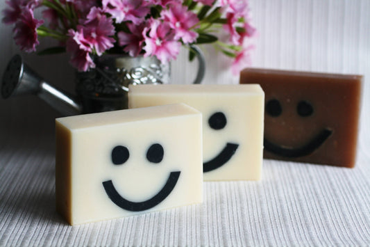 Organic Always Smile Handmade Soap (Apple & Rose Scent) 5.5oz: OneLeaf