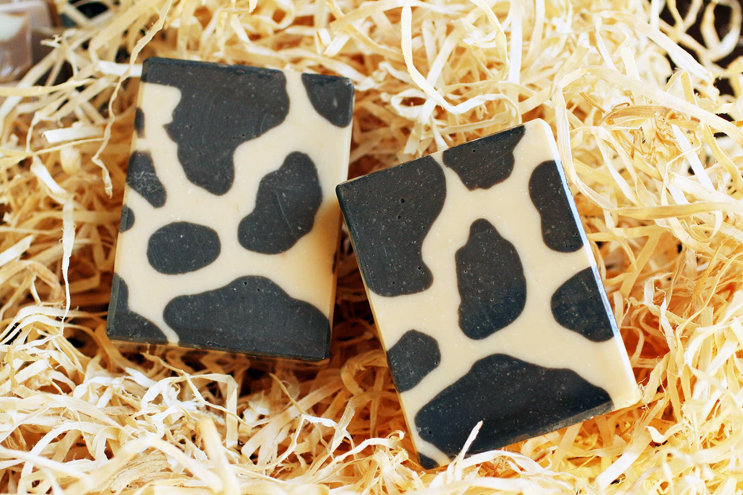 Organic Cow Handmade Soap Bar (Oatmeal Milk & Honey) 5.5 oz: OneLeaf