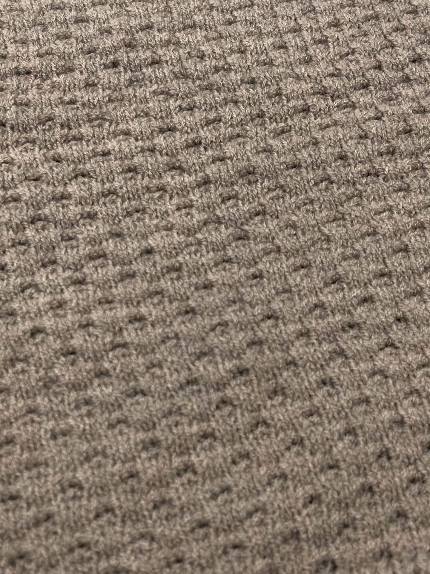 Lantern sleeve high-waisted knitted dress: BLACK Lily