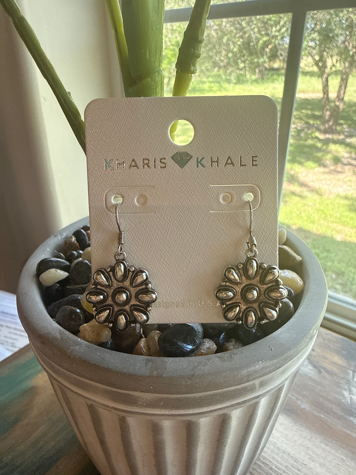 Gun Metal Kharis Khale Flower Earrings