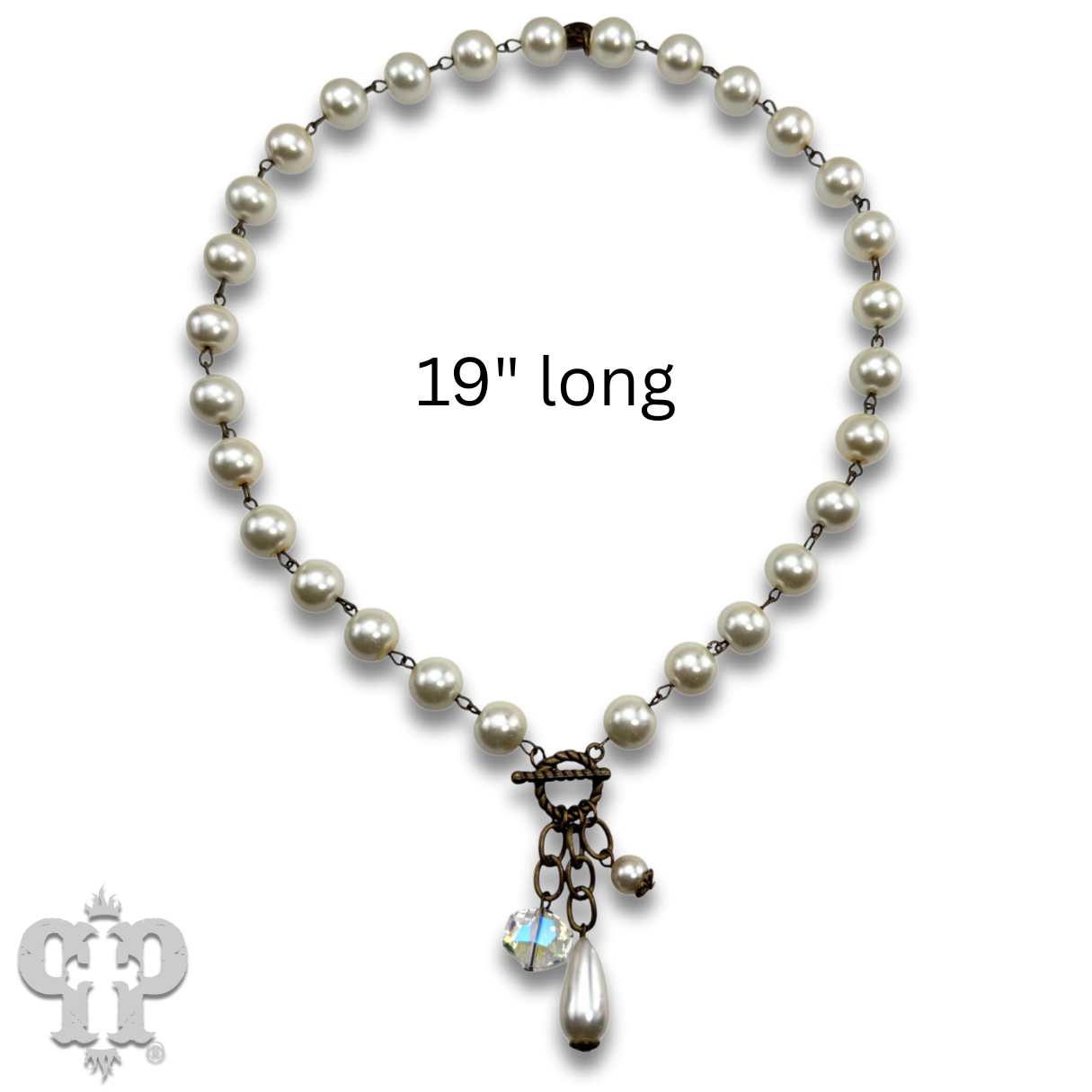 Linked glass pearl necklace with bead charms: White PP