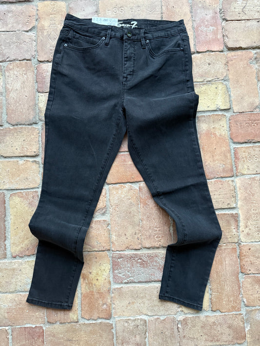 Seven7 High rise, Skinny jean five pocket (Black)