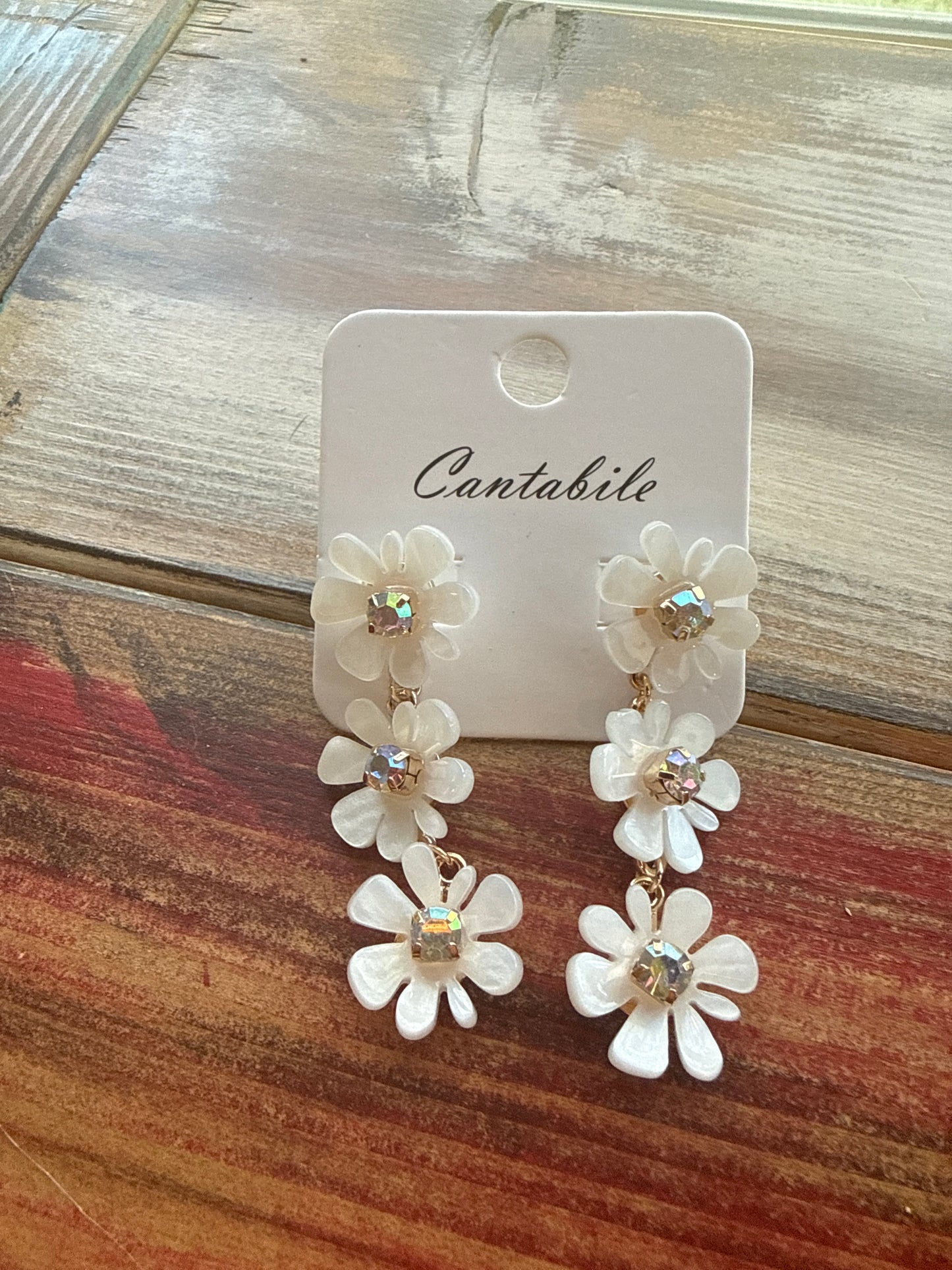 Triple Flower Acrylic Dangle Cantabile Earrings
