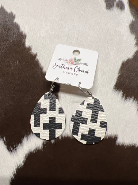 Black & White Cross Teardrops -Earrings: 1.5" Doohickie