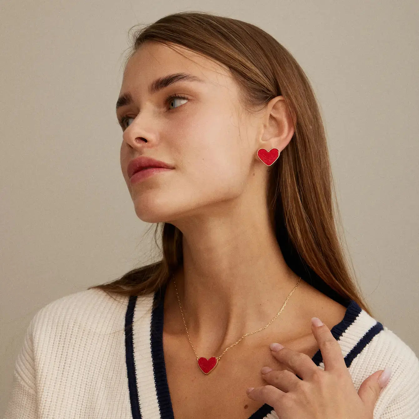 Heart Druzy Stone Stud Earrings: Red / One / 4SE31170