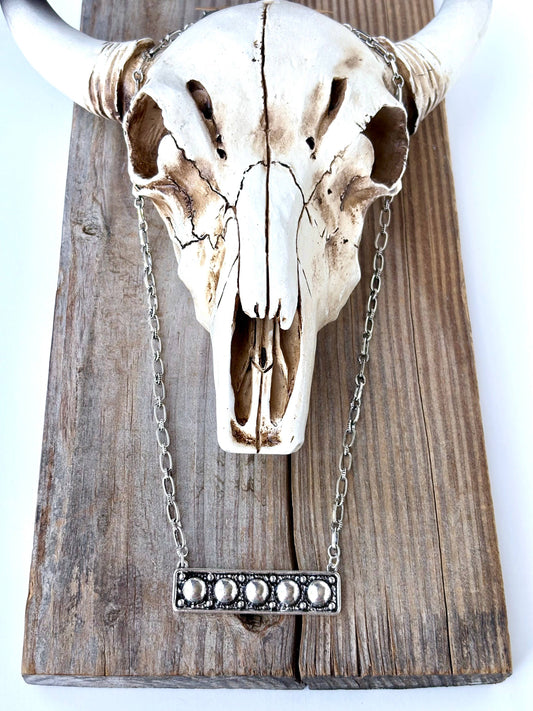 Western Style Embossed Bar Pendant Necklace