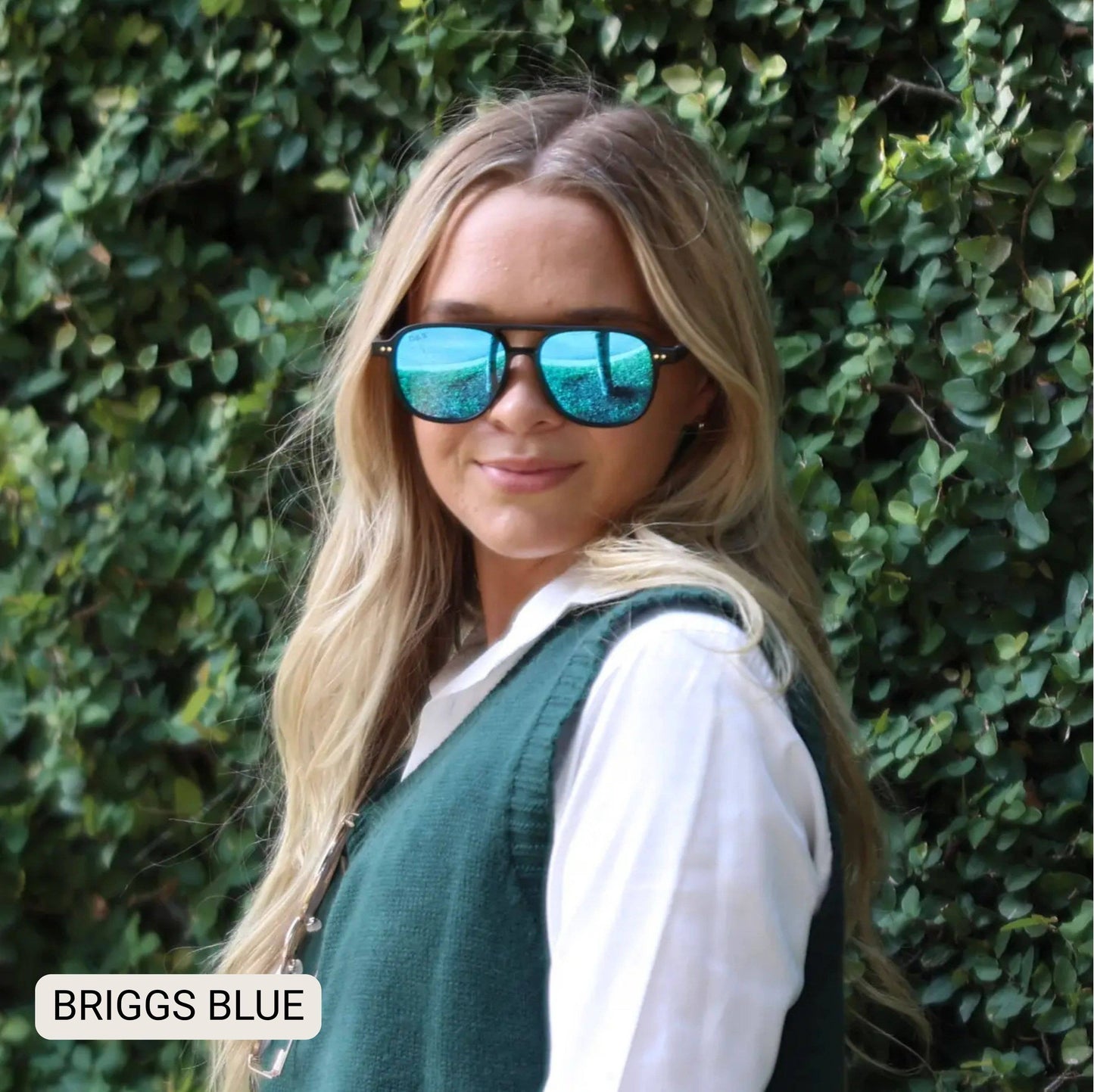 Briggs - Women's Polarized Small/ Medium Aviator: Black Gradient Fl/Tx
