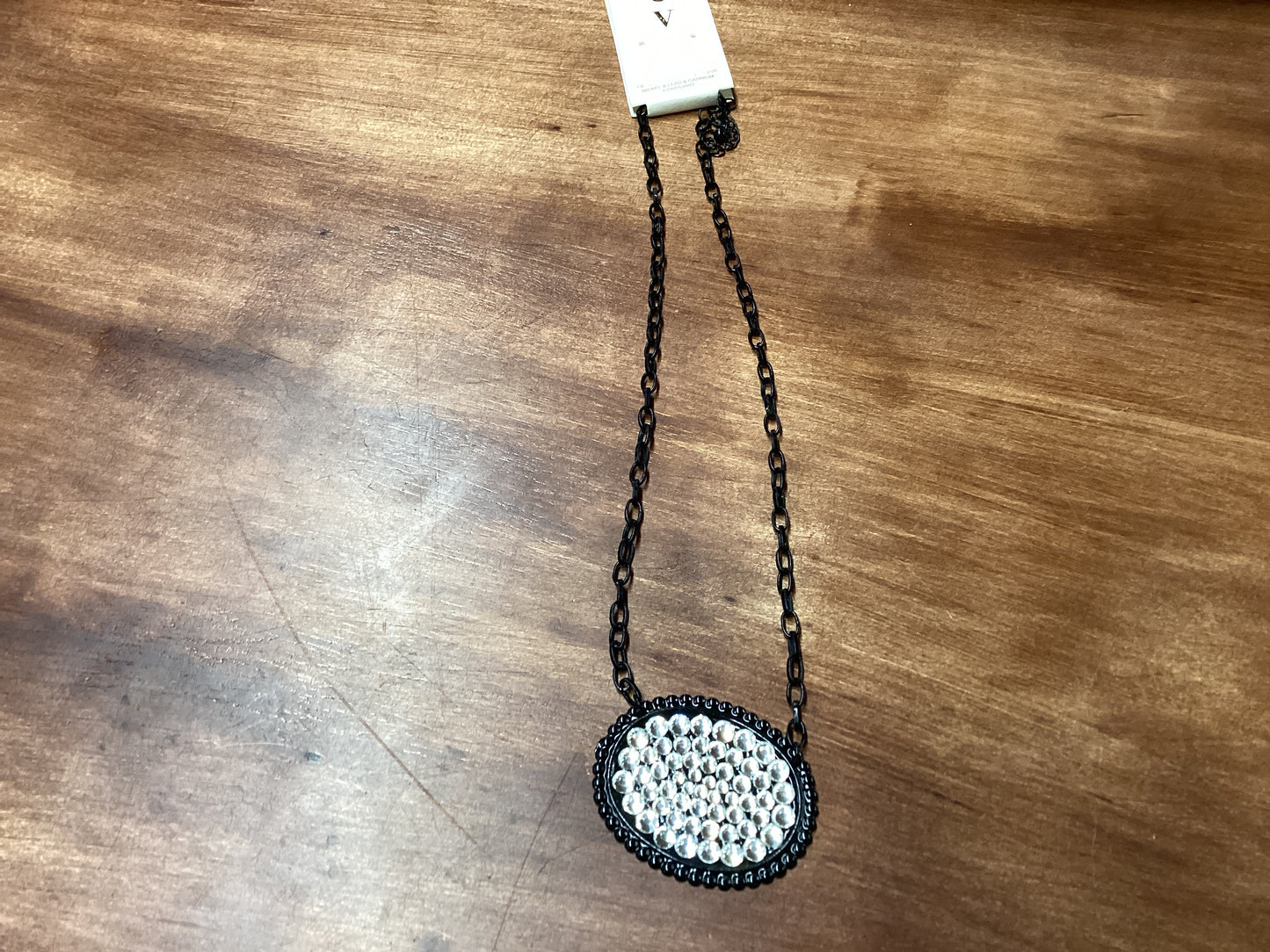 Black chain with oval pendant w/rhinestones necklace