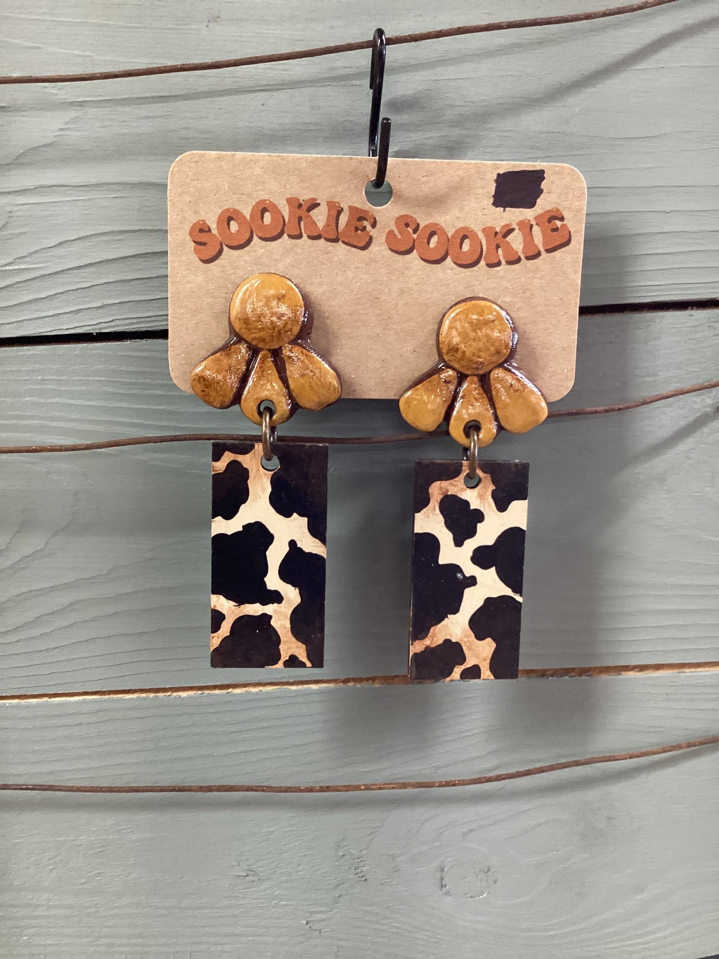 Sookie Sookie Daisy Dangle Earrings