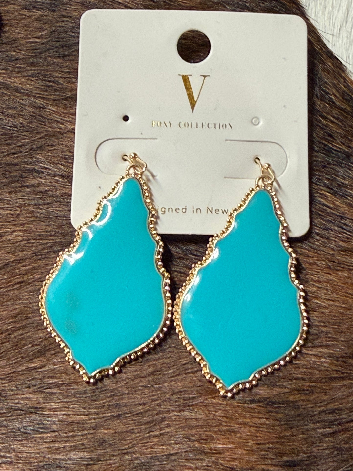 Fancy Medallion V Foxy Earrings