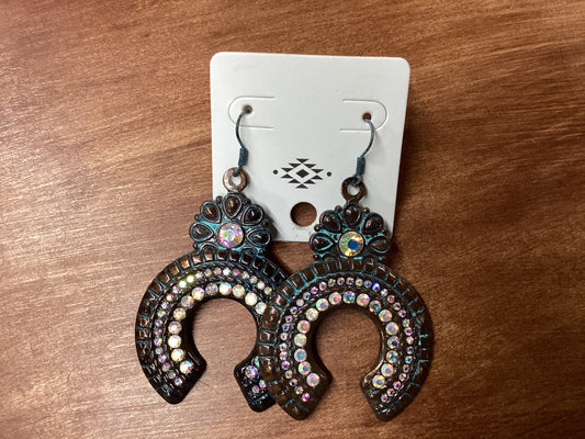 Horse shoe earrings with rhinestone