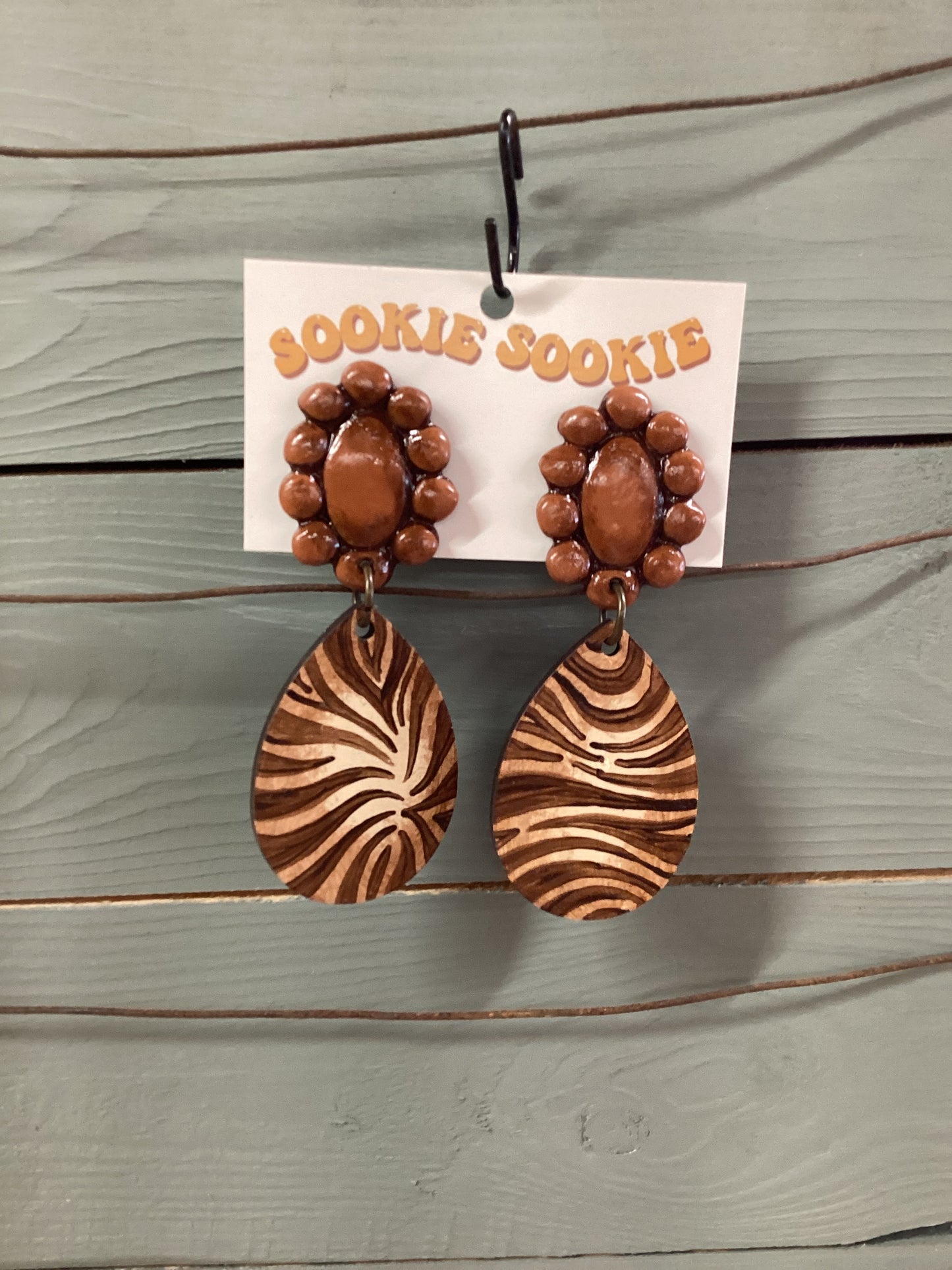 Sookie Sookie Concho with Oval Dangle