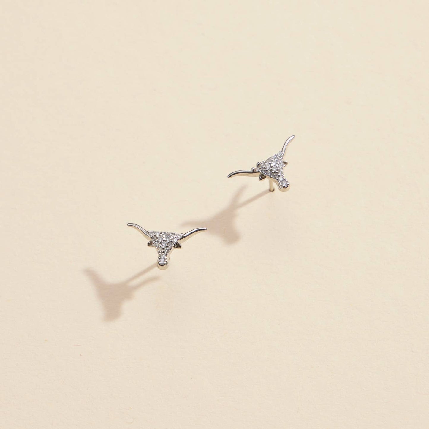 Bull Head CZ Gold Dip Stud Earrings: White Gold     Frem